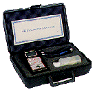 Foto mostrando o kit completo do medidor de espessuras por ultrasom TI-007